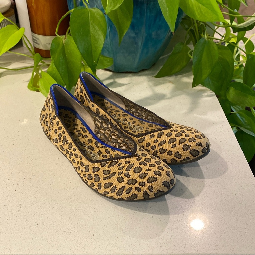 Rothy’s leopard flat